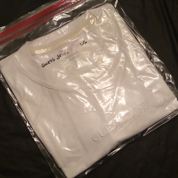 Guess Oversized White Tee - Picture 8 of 8